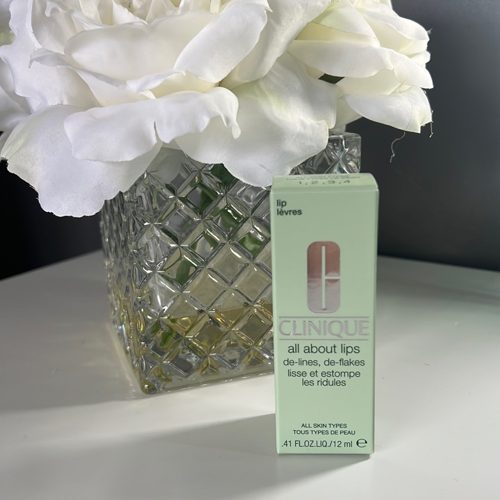 All about lips clinique